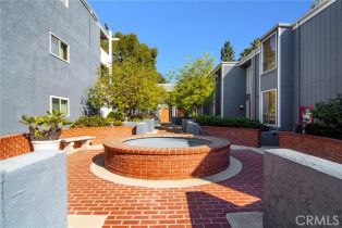 Condominium, 17711 Margate st, Encino, CA 91316 - 2