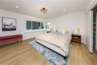 Single Family Residence, 22231 Del Valle st, Woodland Hills, CA 91364 - 27