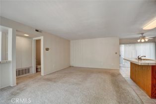 Condominium, 10429 Larwin ave, Chatsworth, CA 91311 - 10