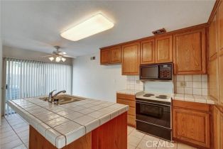 Condominium, 10429 Larwin ave, Chatsworth, CA 91311 - 19