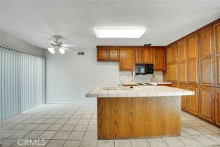 Condominium, 10429 Larwin ave, Chatsworth, CA 91311 - 21