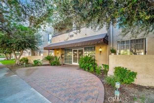 Condominium, 4647 Willis AVE, Sherman Oaks, CA  Sherman Oaks, CA 91403