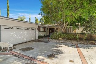 Single Family Residence, 16933 Bosque dr, Encino, CA 91436 - 4