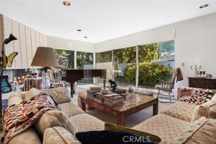 Single Family Residence, 16933 Bosque dr, Encino, CA 91436 - 5