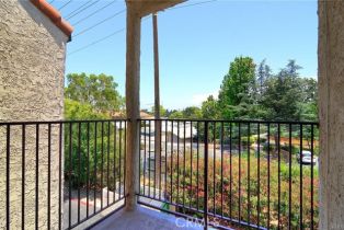 Condominium, 23401 Park Sorrento, Calabasas, CA 91302 - 8