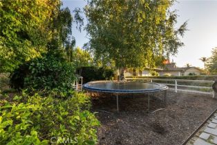 Single Family Residence, 916 Retiro ct, Camarillo, CA 93010 - 38