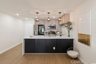 Condominium, 11044 Acama st, Studio City, CA 91602 - 12