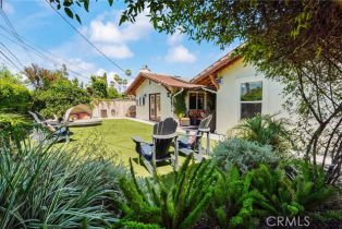 Single Family Residence, 23363 Erwin st, Woodland Hills, CA 91367 - 3