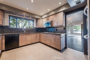 Single Family Residence, 3750 Crownridge dr, Sherman Oaks, CA 91403 - 15