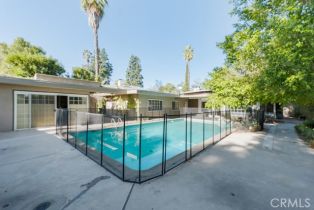 Single Family Residence, 3750 Crownridge dr, Sherman Oaks, CA 91403 - 38