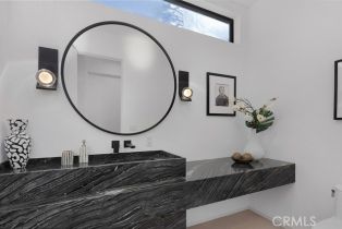 Single Family Residence, 3011 Ocean Front Walk, Venice, CA 90291 - 23