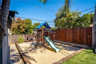 Single Family Residence, 22157 Avenue San Luis, Woodland Hills, CA 91364 - 21