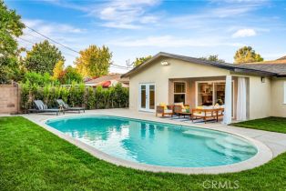 Single Family Residence, 23506 Sylvan st, Woodland Hills, CA 91367 - 34