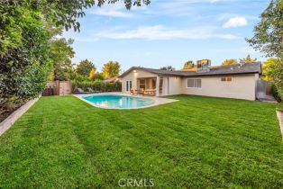 Single Family Residence, 23506 Sylvan st, Woodland Hills, CA 91367 - 35