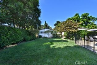 Single Family Residence, 5954 Jumilla ave, Woodland Hills, CA 91367 - 32