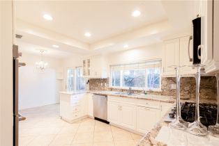 Single Family Residence, 17718 Palora st, Encino, CA 91316 - 13