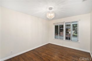 Single Family Residence, 13437 McCormick st, Sherman Oaks, CA 91401 - 13