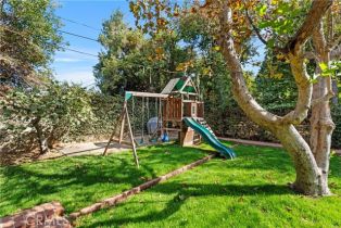 Single Family Residence, 13437 McCormick st, Sherman Oaks, CA 91401 - 28