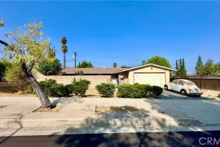 Single Family Residence, 20523 Tiara ST, Woodland Hills, CA  Woodland Hills, CA 91367