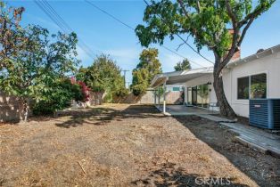 Single Family Residence, 23805 Bessemer st, Woodland Hills, CA 91367 - 27