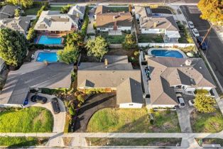 Single Family Residence, 23805 Bessemer st, Woodland Hills, CA 91367 - 30