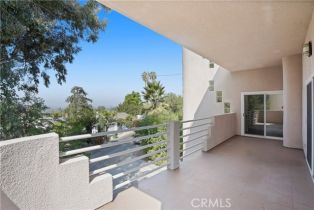 Single Family Residence, 22286 Cass ave, Woodland Hills, CA 91364 - 5