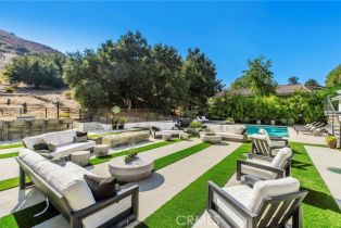 Single Family Residence, 207 Saddlebow rd, Bell Canyon, CA 91307 - 12