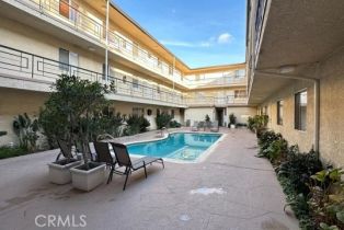 Condominium, 4358 Mammoth ave, Sherman Oaks, CA 91423 - 23