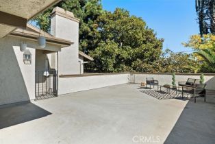 Condominium, 16235 Devonshire st, Granada Hills, CA 91344 - 4