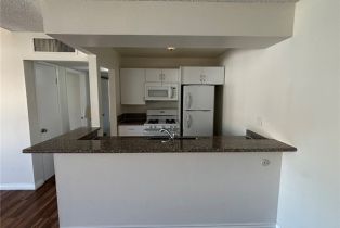 Condominium, 18350 Hatteras st, Tarzana, CA 91356 - 5