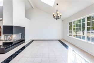 Single Family Residence, 5072 Chimineas ave, Tarzana, CA 91356 - 3