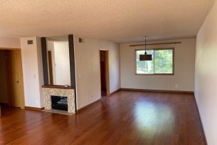 Condominium, 7727 Via Capri, Burbank, CA 91504 - 4