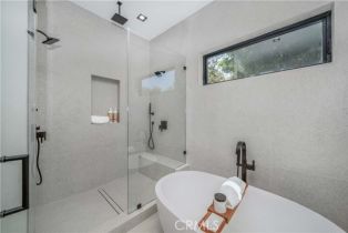 Single Family Residence, 13463 Chandler blvd, Sherman Oaks, CA 91401 - 33