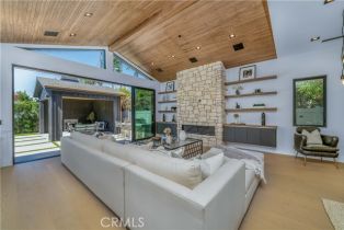 Single Family Residence, 13463 Chandler blvd, Sherman Oaks, CA 91401 - 8