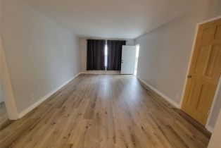 Condominium, 14701 Dickens st, Sherman Oaks, CA 91403 - 4