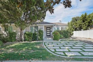 Single Family Residence, 19029 Calvert st, Tarzana, CA 91335 - 2