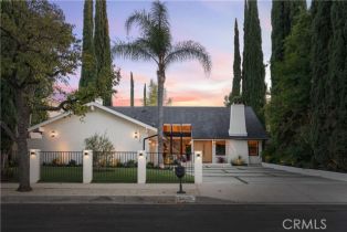 Single Family Residence, 23930 Mariano ST, Woodland Hills, CA  Woodland Hills, CA 91367