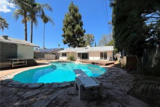 Single Family Residence, 22706 Martha st, Woodland Hills, CA 91367 - 14