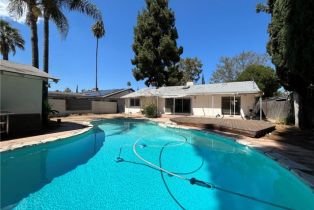 Single Family Residence, 22706 Martha st, Woodland Hills, CA 91367 - 16