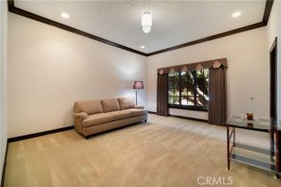 Single Family Residence, 17555 Embassy dr, Encino, CA 91316 - 47