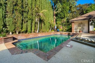 Single Family Residence, 17555 Embassy dr, Encino, CA 91316 - 66