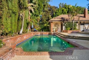 Single Family Residence, 17555 Embassy dr, Encino, CA 91316 - 67