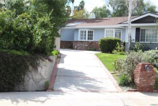 Single Family Residence, 23312 Ostronic dr, Woodland Hills, CA 91367 - 4