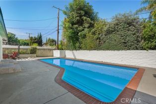 Single Family Residence, 5739 Cahill ave, Tarzana, CA 91356 - 13