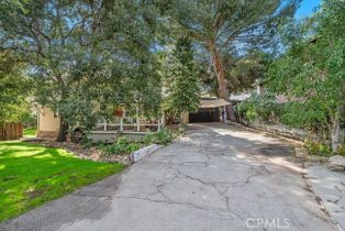 Single Family Residence, 23230 Raymond st, Chatsworth, CA 91311 - 3