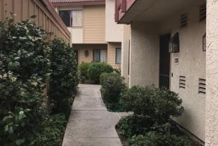 Condominium, 5720 Owensmouth ave, Woodland Hills, CA 91367 - 2