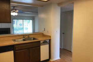 Condominium, 5720 Owensmouth ave, Woodland Hills, CA 91367 - 4