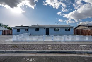 Residential Lease, 1069 Erringer RD, Simi Valley, CA  Simi Valley, CA 93065