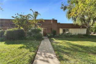 Condominium, 22207 James Alan cir, Chatsworth, CA 91311 - 2