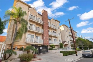 Condominium, 5135 Zelzah ave, Encino, CA 91316 - 3